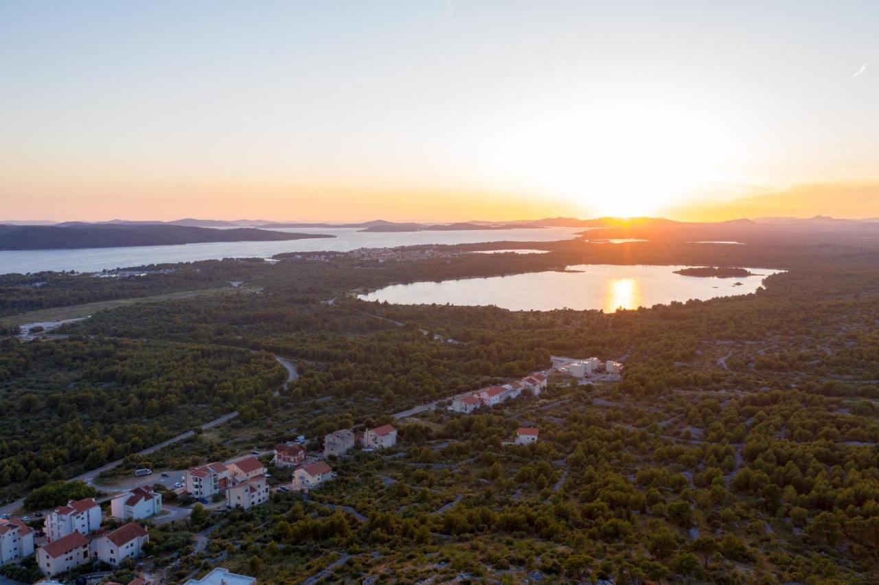 Villa Croatica II Sibenik Exterior photo